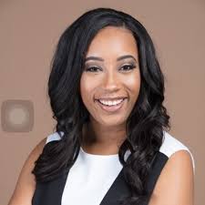 Justice Henderson (@jbhenderson__)