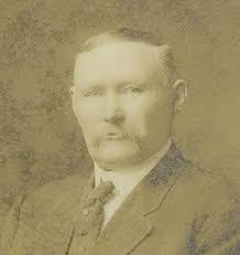 Richard Kithcart's Instagram, Twitter & Facebook