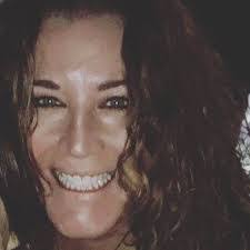 Rhonda Moss's Instagram, Twitter & Facebook