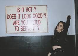Pin By Serena Selesque On Banks Banks Singer Find Beauty Chet Faker