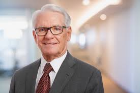 Stanford launches Initiative for Financial Decision-Making