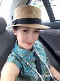 Ca sĩ Hồng Nhung khoe vẻ đẹp tươi trẻ tại Hàn Quốc