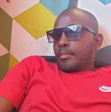 Haiti Genyen yon pèsepsyon nan lari e nan baz Tèt Kale yo ke nan konplo  Akayè e nan finansman manifestasyon anakopopilis pou fè koudeta se rat pay  kap manje pay kay pou