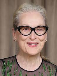 Photo posted by Meryl Streep (@merylstreepms)