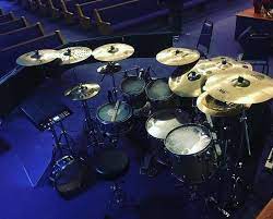 224 Likes 1 Comments Gospel Drummers Gospeldrummers On Instagram Drummer Of The Week Drummerboyaaron Pdpdrums Pearldrums Dwdrums Drums Sabian Sab