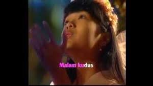 Berikut ini lirik dan chord lagu malam kudus versi katolik dalam kidung jemaat 92/puji syukur 452. Malam Kudus Nikita Lirik Youtube Lagu Rohani Kristen Lyrics For Jesus