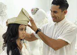 Various incidents occurred when is disguised to be dan dan's maid because is was always disobedient to the point when mr danial began to be gentle towards is with his gloomy but still adorable attitude. Drama Tuan Danial Episod 10 Hiburan