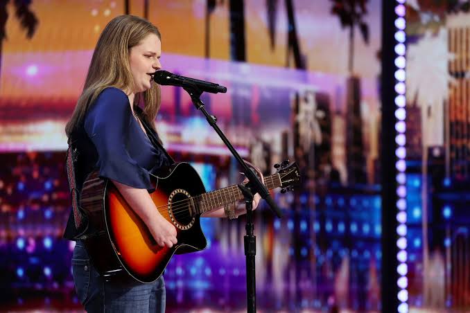 Naples native to sing July 21 on 'America's Got Talent': How to watch - AOL