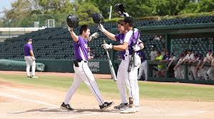 Kenyon drops tournament game to Wooster