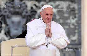 Pope john paul ii was the head of the catholic church and sovereign of the vatican city state from 1978 until his death in 2005. Papa In Romania Francisc Si Ioan Paul Al Ii Lea Principalele DiferenÅ£e Dintre Cei Doi Suverani Pontifi Agerpres ActualizeazÄƒ Lumea