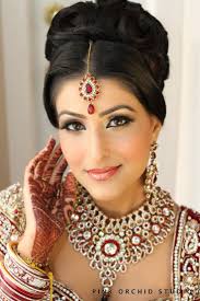 See more ideas about indian party hairstyles, party hairstyles, indian party. 27 Indian Wedding Hairstyles For An Ultimate Traditional Look Indian Makeup And Beauty Blog Beauty Tips Eye Makeup Smokey Eyes Zuri