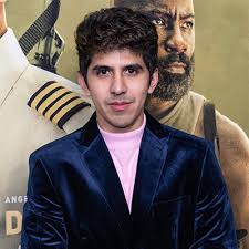 Gilbert Sosa's Instagram, Twitter & Facebook