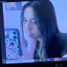 Luisa Velasquez (iamluisavelasquez)