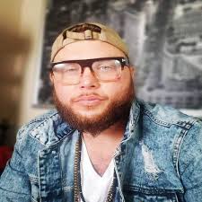 Steve Howerton's Instagram, Twitter & Facebook