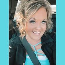 Krystle Holt (krystle_rae)