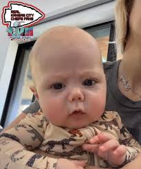 Little Patrick “Bronze” Lavon Mahomes III♥️💛