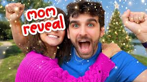 Finding My MISSING MOM with my NEW Christmas Song!