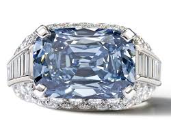 Worlds Most Expensive Engagement Ring Is The Blue Diamond Ring By Bvlgari Which Was Sold Expensive Engagement Rings Blue Diamond Ring Expensive Diamond Rings