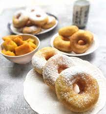 Tak hanya dagingnya, biji labu kuning juga dapat diolah menjadi camilan sehat yang bernilai gizi tinggi. 5 Resep Camilan Berbahan Dasar Labu Kuning