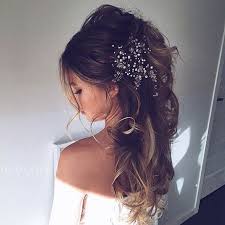 28 Trendy Wedding Hairstyles For Chic Brides Stayglam Long Hair Styles Trendy Wedding Hairstyles Wedding Hair Down