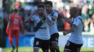 Estudiantes can look both up and down from their 6th position. Alivio Para Crespo Banfield Le Gano A Estudiantes Pagina12