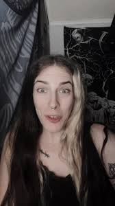 Lola Moon Six in The Car