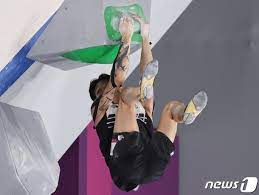 May 18, 2021 · 대한민국 클라이밍의 새 역사를 쓸 두 암벽 천재 서채현, 천종원 선수를 조일호 기자가 만났습니다. V437oabgqwrsjm
