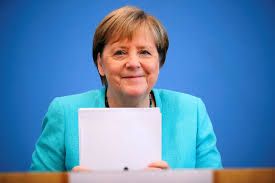 She served as leader of the opposition from 2002. Merkel Naneset Proshalnyj Vizit V Rossiyu 20 Avgusta Gazeta Ru