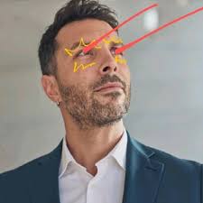 אשתי הדוקטורית ❤️ עכשיו אני לא היחיד בבית שיש לו גלימה 😉