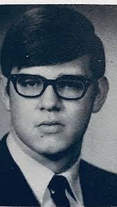 Lois Lujan's Instagram, Twitter & Facebook