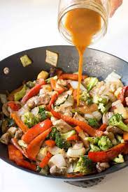 Broccoli And Bell Pepper Chicken Stir Fry Tastes Lovely