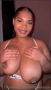 liveloveadaya Onlyfans leaked porn video 7 ( 21.1 MB )