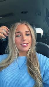 Thea Schroeder's Instagram, Twitter & Facebook