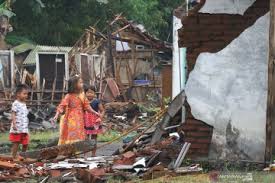 Staf analisa pgr 1 bmkg wilayah i medan, chichi nurhafizah mengatakan berdasarkan catatan 45 gempa bumi tercatat berkekuatan dibawa 4.0 sedangan satu kejadian terjadi di atasnya. Sebanyak 4 805 Keluarga Di Kabupaten Malang Terdampak Gempa Bumi Antara News