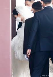 10월 19일 오후 6시 서울 신라호텔 영빈관에서 서경배 아모레퍼시픽 회장의 장녀 민정(29) 씨와 홍석준. ì•„ëª¨ë ˆ ì„œë¯¼ì • ê²°í˜¼ ë³´ê´' í™ì •í™˜ì˜ ì†Œë¦„ìž¬ì‚°ê³¼ ì§'ì•ˆ ê°€ê³„ë„ ì¸ìŠ¤íƒ€