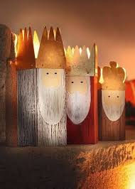 Sie stammen aus der weihnachtsgeschichte. Heilige Drei Konige Holz Google Suche Basteln Weihnachten Weihnachtsbasteln Heilige 3 Konige