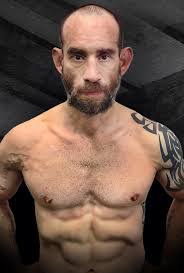 Luis Iniguez's Instagram, Twitter & Facebook