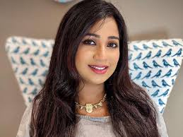 Shreya ghoshal and her husband shiladitya have been blessed with a baby boy. Singer Gave Birth To Son Shreya Ghoshal Became Mother After 6 Years Of Marriage Sharing The Good News Never Felt Such An Emotion Before Divya Bharat