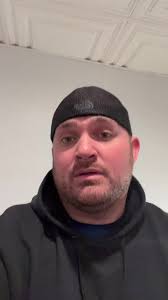 Feeling like @Gary LeVox of @Rascal Flatts song #brokenroads helps the soul  every time! Love singing it.., #fyp #MoveWithTommy #acapella