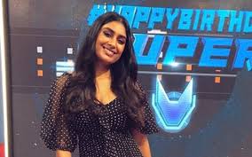 How do i attach my action sports anchor? 10 Lesser Known Facts About The New Ipl Anchor Kira Narayanan
