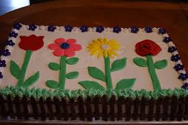 This information and portraits better homes and garden flower cake posted by darra at august, 28 2018. Simple Garden Cake Design Makes Me Think Of A Childs Drawing D Cakecentral Com