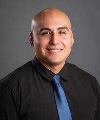 Omar Calderon's Instagram, Twitter & Facebook