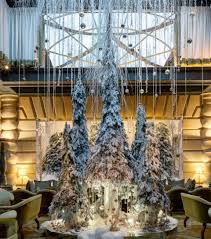 Hello my loves, welcome to my channel. Best Christmas Decorations 2019 Art And Festivities At The Most Luxurious Hotels Of The World The Hotel Trotter