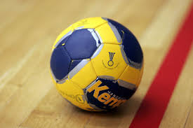 Klubben får oppgjør for hver transaksjon, og lagledere kan enkelt følge med på sine lister. Handball Wiktionary