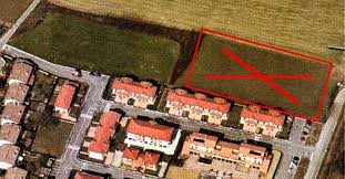 La nostra agenzia di pontevico, vi propone in vendita un appartamento quadrilocale al primo ed ultimo piano in un contesto di sole tre unità abitative. Cremona Localita Boschetto Centro Casa Cremona
