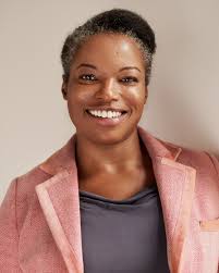 Denise Prentice's Instagram, Twitter & Facebook