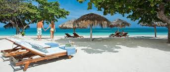 Jamaica Honeymoon Resorts Best All Inclusive Packages 2021 Honeymoons Inc But choosing the right honeymoon destination is very much an art. jamaica honeymoon resorts best all