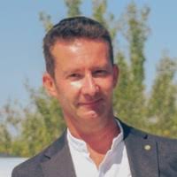 30+ Profile mit dem Suchbegriff „Ernst“