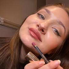 Estimé hud og helse added a new...