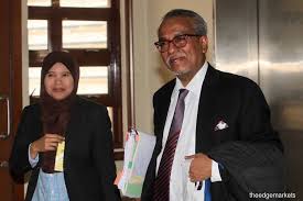 Prime minister tun dr mahathir mohamad on saturday ordered the police to lift the official secrets act (osa) seal on the 1mdb audit report. Shafee Accuses Shahrol Of Being In Cahoots With Jho Low The Edge Markets